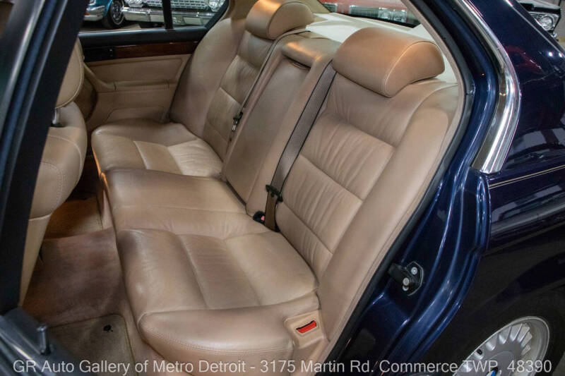 1990 BMW 7 Series 735i