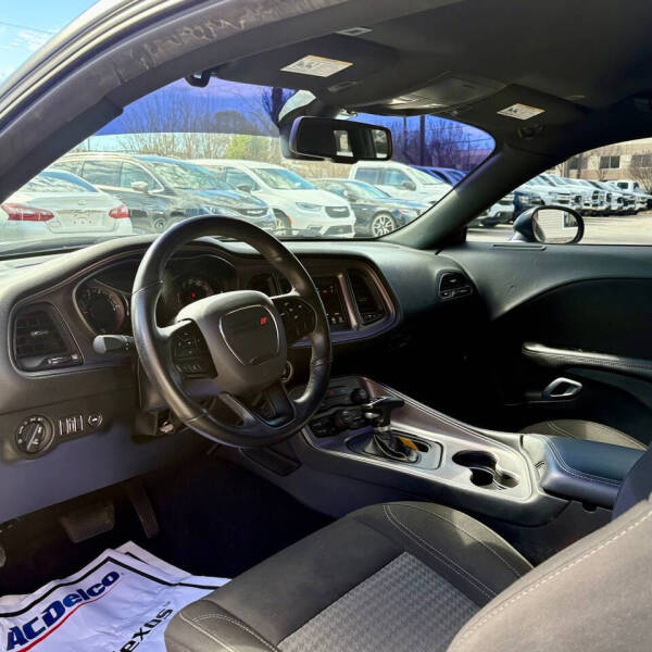 2023 Dodge Challenger SXT