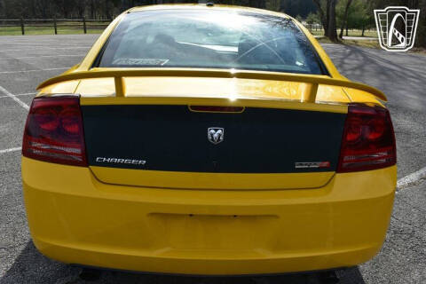 2007 Dodge Charger SRT-8