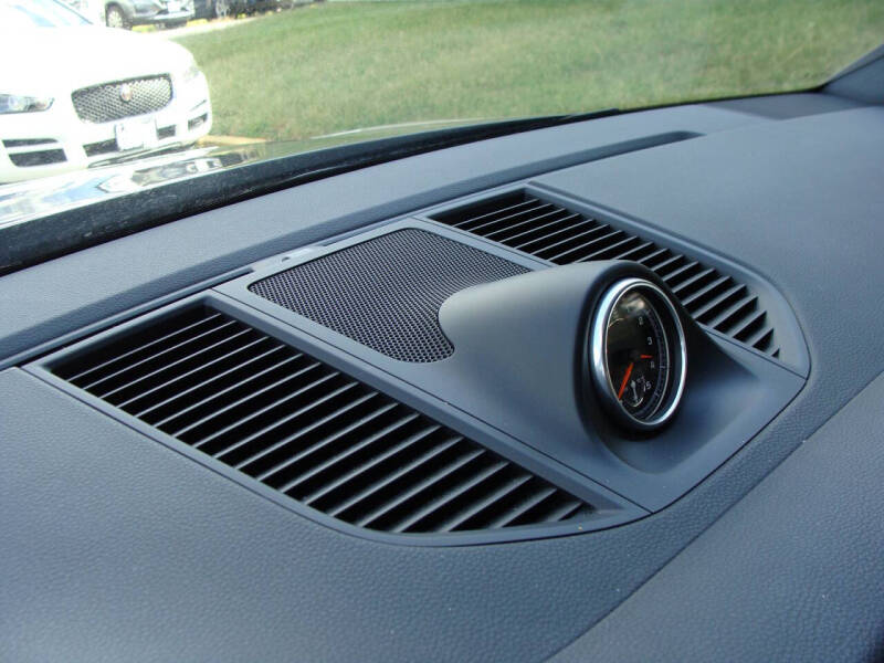 2017 Porsche Macan S