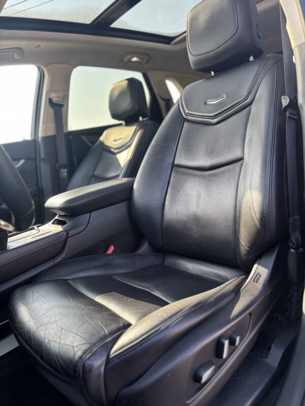 2018 Cadillac XT5 Premium Luxury