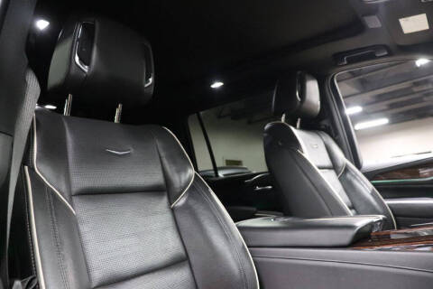 2022 Cadillac Escalade ESV Premium Luxury