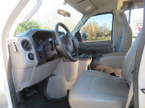 2014 Ford E-Series E-250