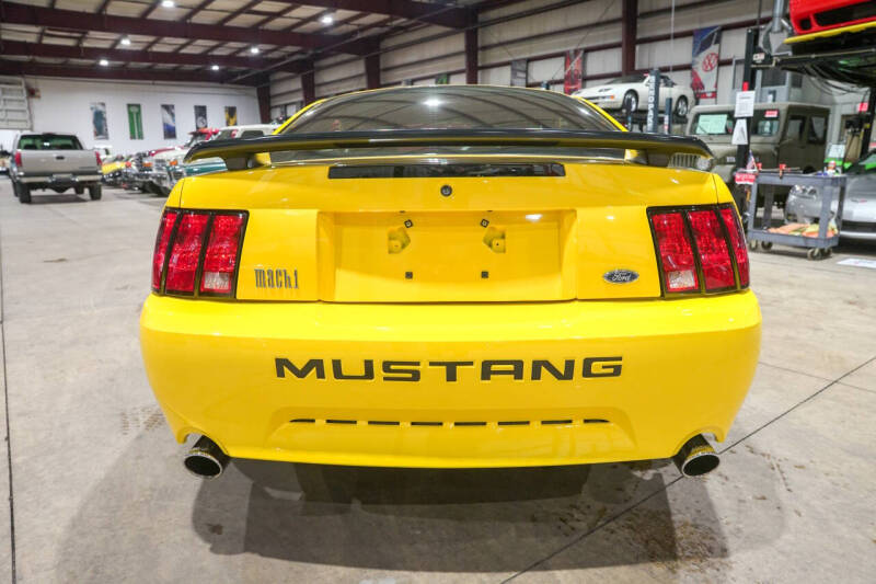 2004 Ford Mustang Mach 1 Premium