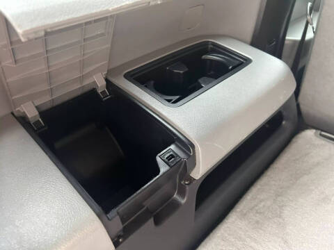 2015 Toyota Sequoia SR5