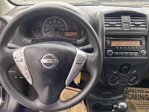 2017 Nissan Versa 1.6 S