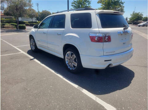 2011 GMC Acadia Denali