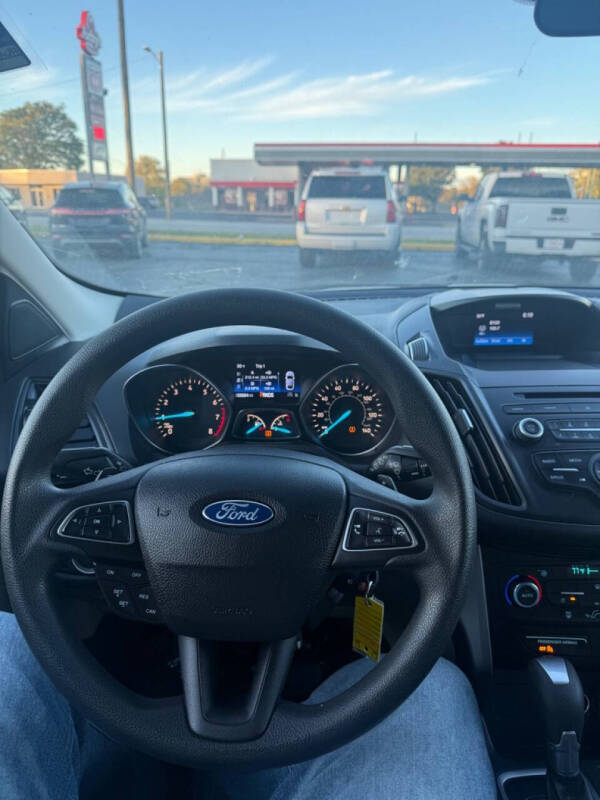 2017 Ford Escape SE