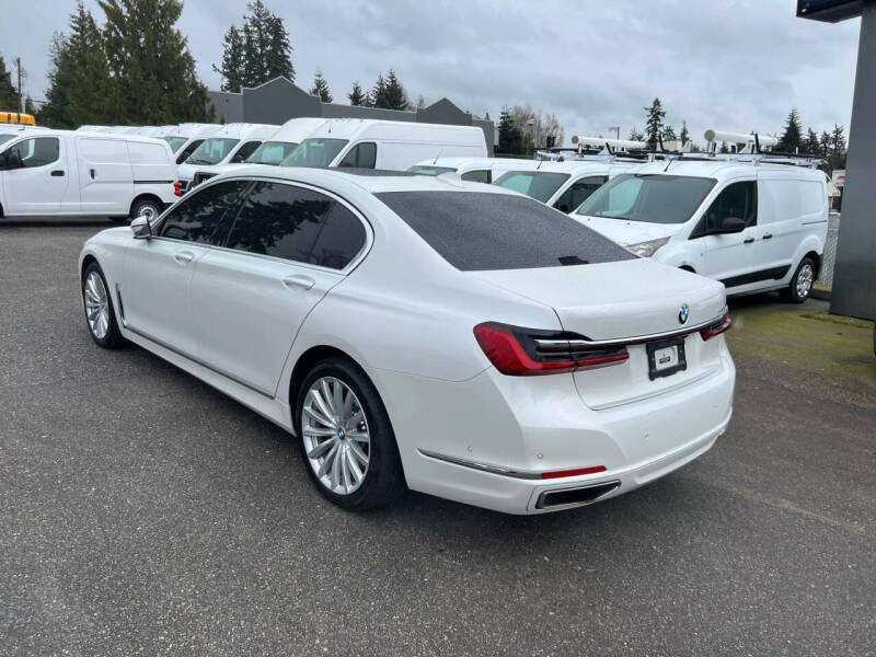 2022 BMW 7 Series 740i