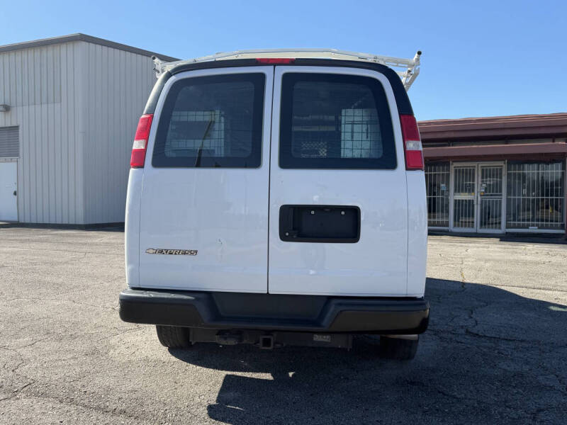 2019 Chevrolet Express 2500