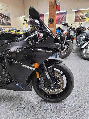 2012 Yamaha YZF-R1