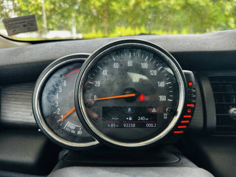 2016 MINI Hardtop 4 Door Cooper