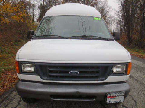 2004 Ford E-Series E-350 SD