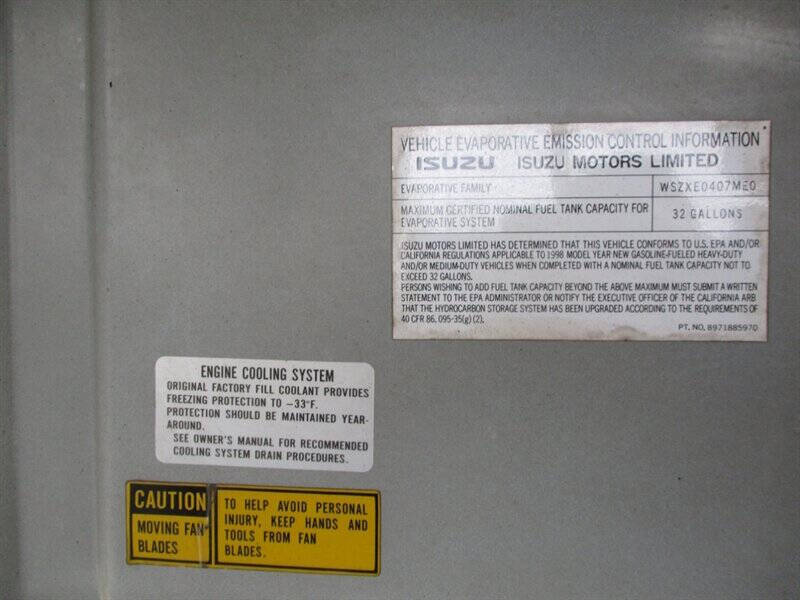 1998 Isuzu NPR