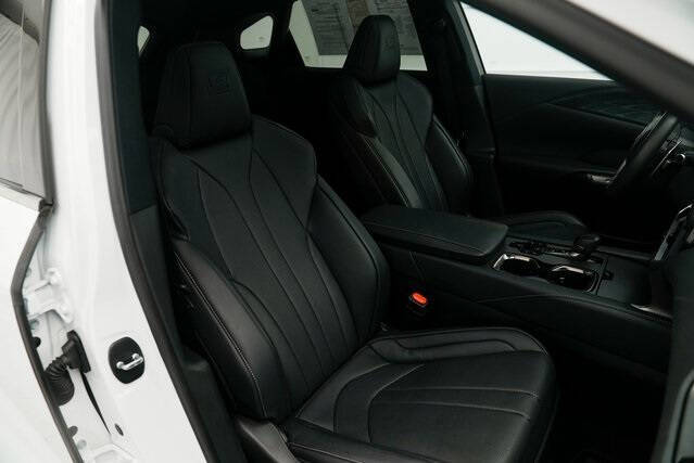 2023 Lexus RX 350 F SPORT Handling