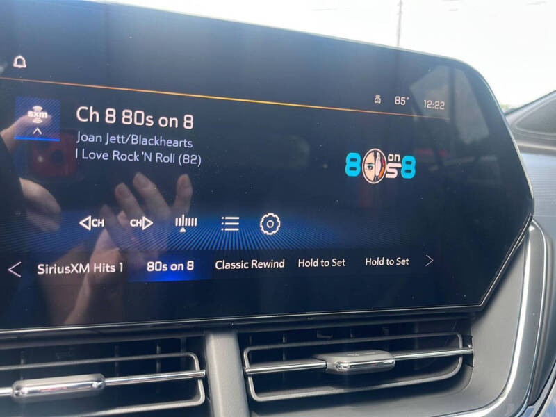 2025 Chevrolet Trax RS