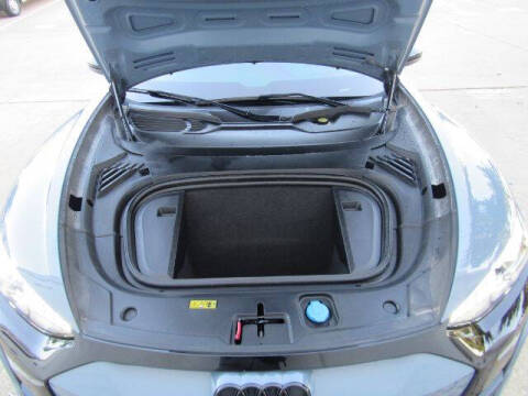 2023 Audi e-tron GT quattro Prestige