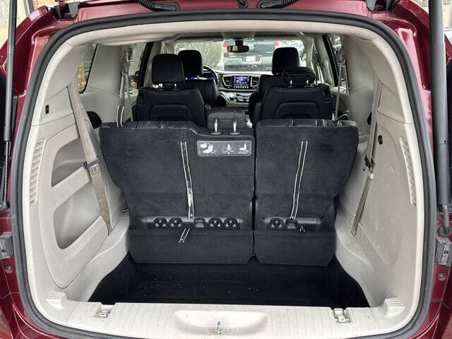 2019 Chrysler Pacifica Touring L