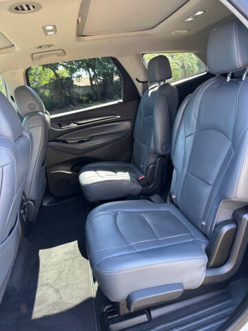 2019 Buick Enclave Essence