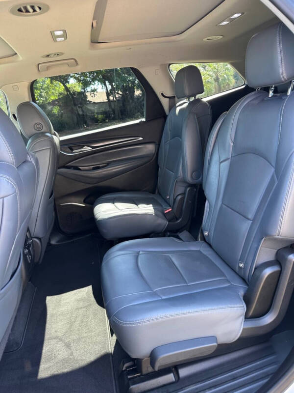2019 Buick Enclave Essence