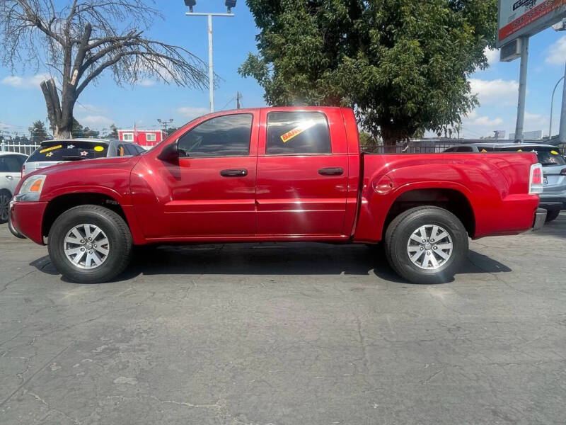 2009 Mitsubishi Raider LS