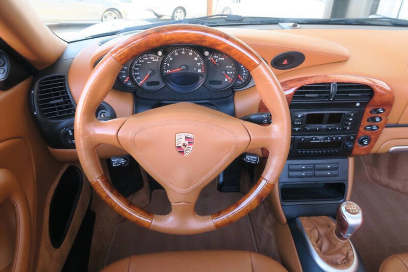 2002 Porsche 911 Carrera