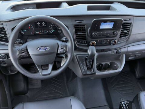 2025 Ford Transit 250