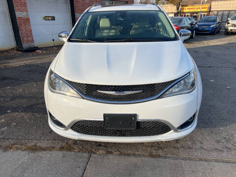 2020 Chrysler Pacifica Limited