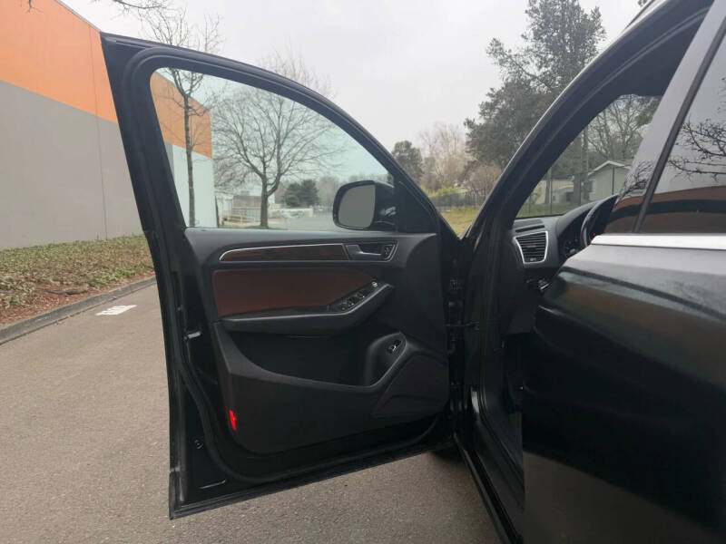 2016 Audi Q5 2.0T quattro Premium