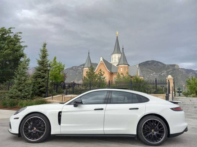 2018 Porsche Panamera