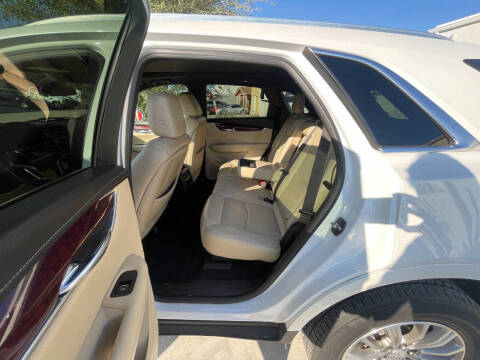 2018 Cadillac XT5 Luxury