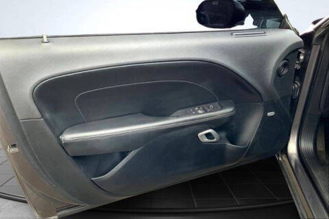 2015 Dodge Challenger R/T Plus