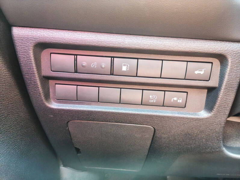 2026 Mitsubishi Outlander PHEV SE