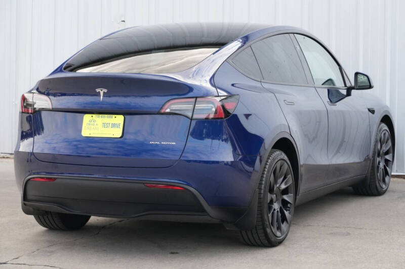 2023 Tesla Model Y Long Range