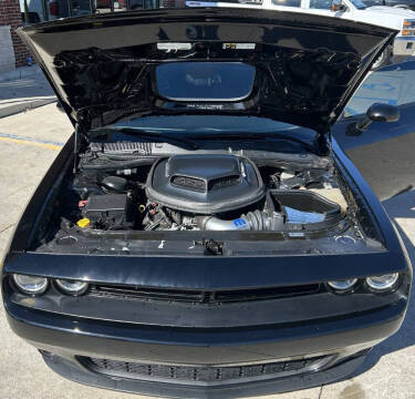 2016 Dodge Challenger R/T Shaker