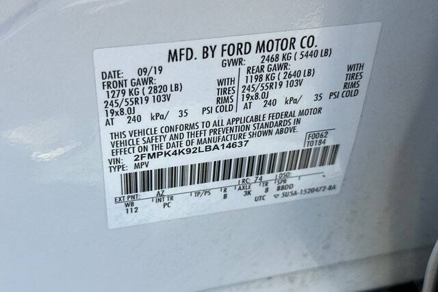 2020 Ford Edge Titanium