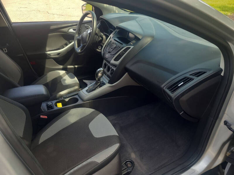 2012 Ford Focus SE