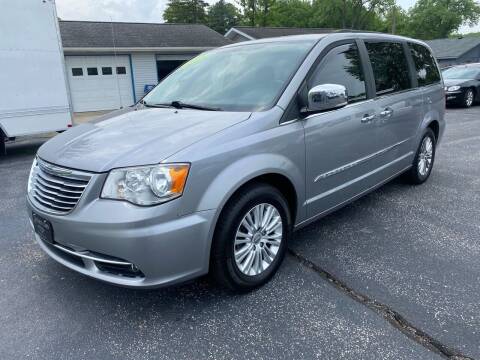 2015 Chrysler Town and Country for sale at Budjet Cars in Michigan City IN