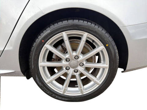 2015 Audi A4 2.0T quattro Premium