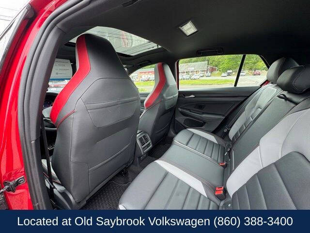 2024 Volkswagen Golf GTI SE