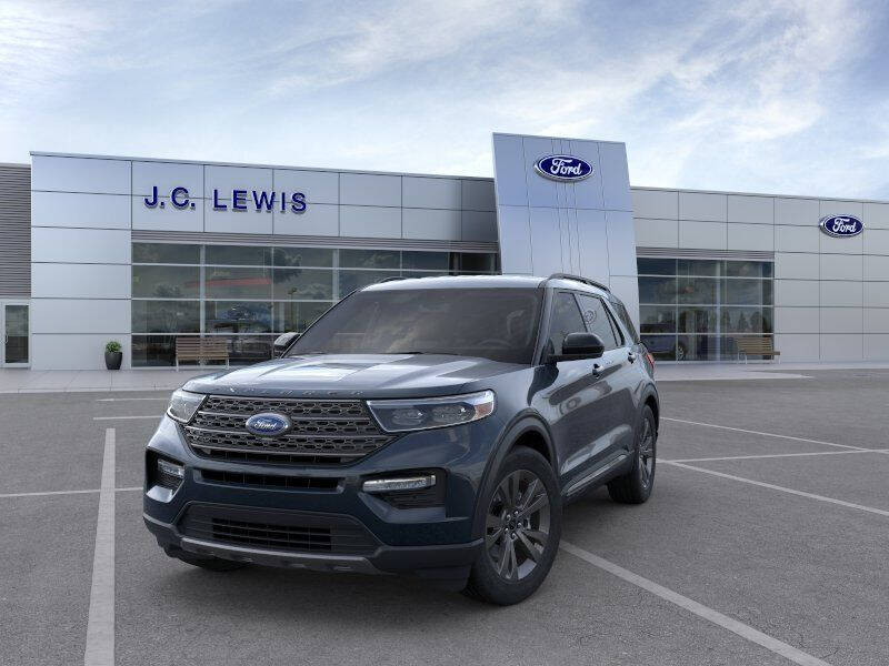 2024 Ford Explorer XLT