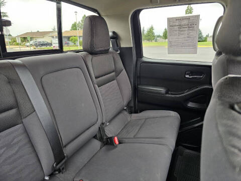 2024 Nissan Frontier SV