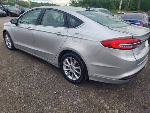 2017 Ford Fusion SE