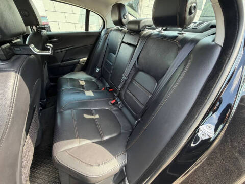 2019 Jaguar XE 25t Prestige