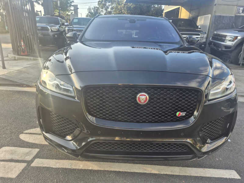 2017 Jaguar F-PACE S