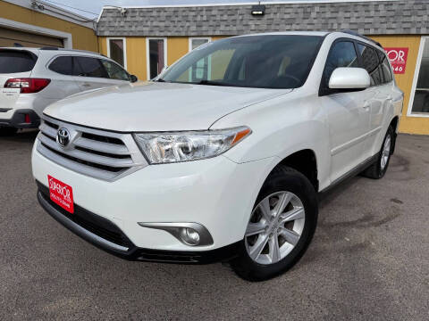 2013 Toyota Highlander SE