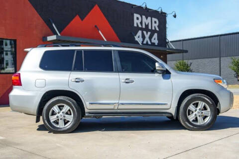2013 Toyota Land Cruiser