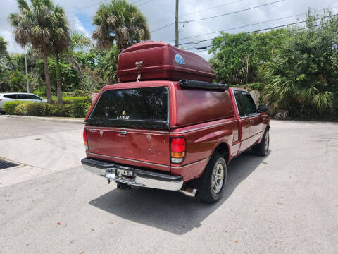 2000 Mazda B-Series B3000 SE