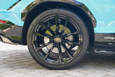 2024 Lamborghini Urus S