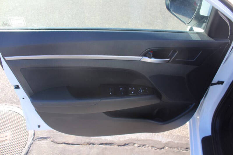 2020 Hyundai Elantra